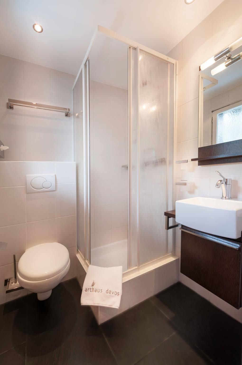 होटल Arthaushotel 3*